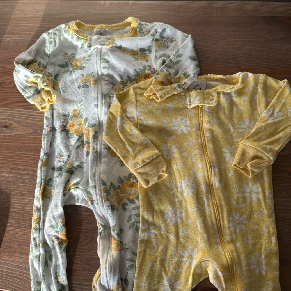 Gerber Floral Kids Footies - Yellow and White